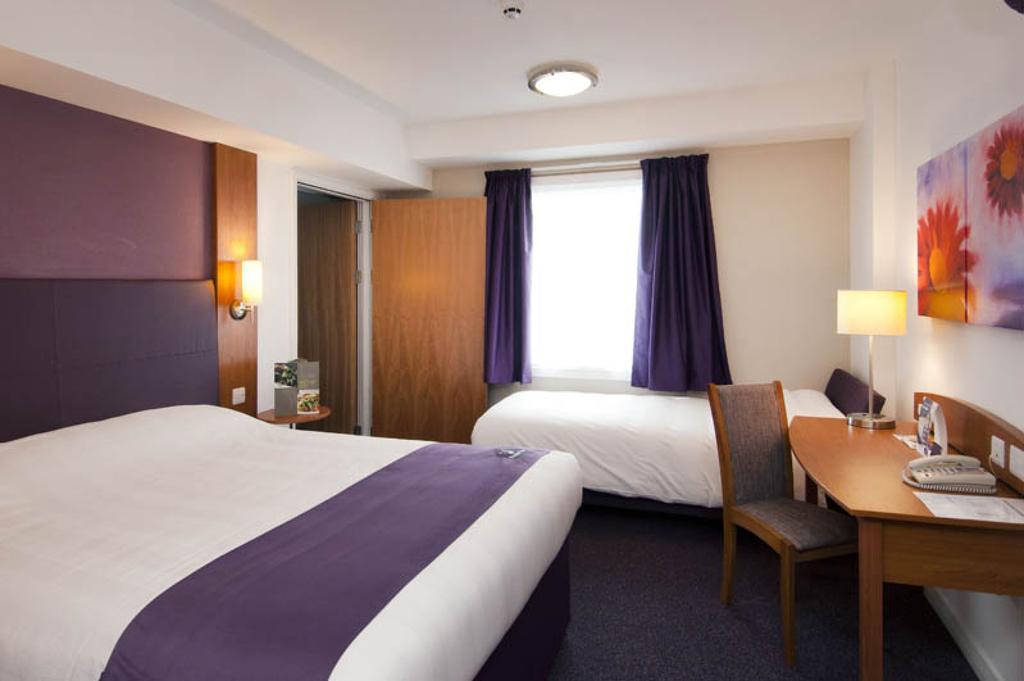 Premier Inn Portishead Exterior photo