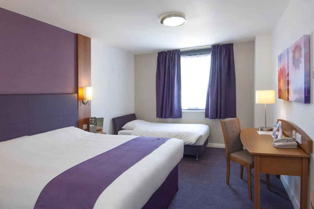 Premier Inn Portishead Exterior photo