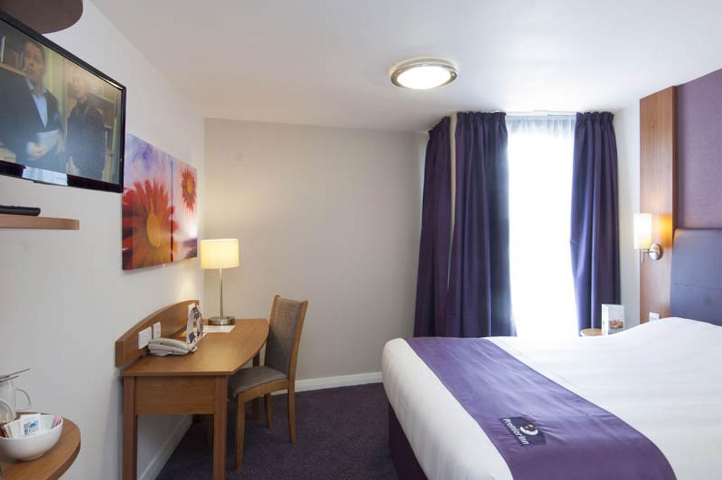Premier Inn Portishead Exterior photo